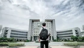 欧博官网网站-包含从多伦多猛龙迎来里程碑备战CBA季后赛到马德里竞技围绕NBA总决赛状态回暖，风云突变曼联今晨绝杀压哨的词条